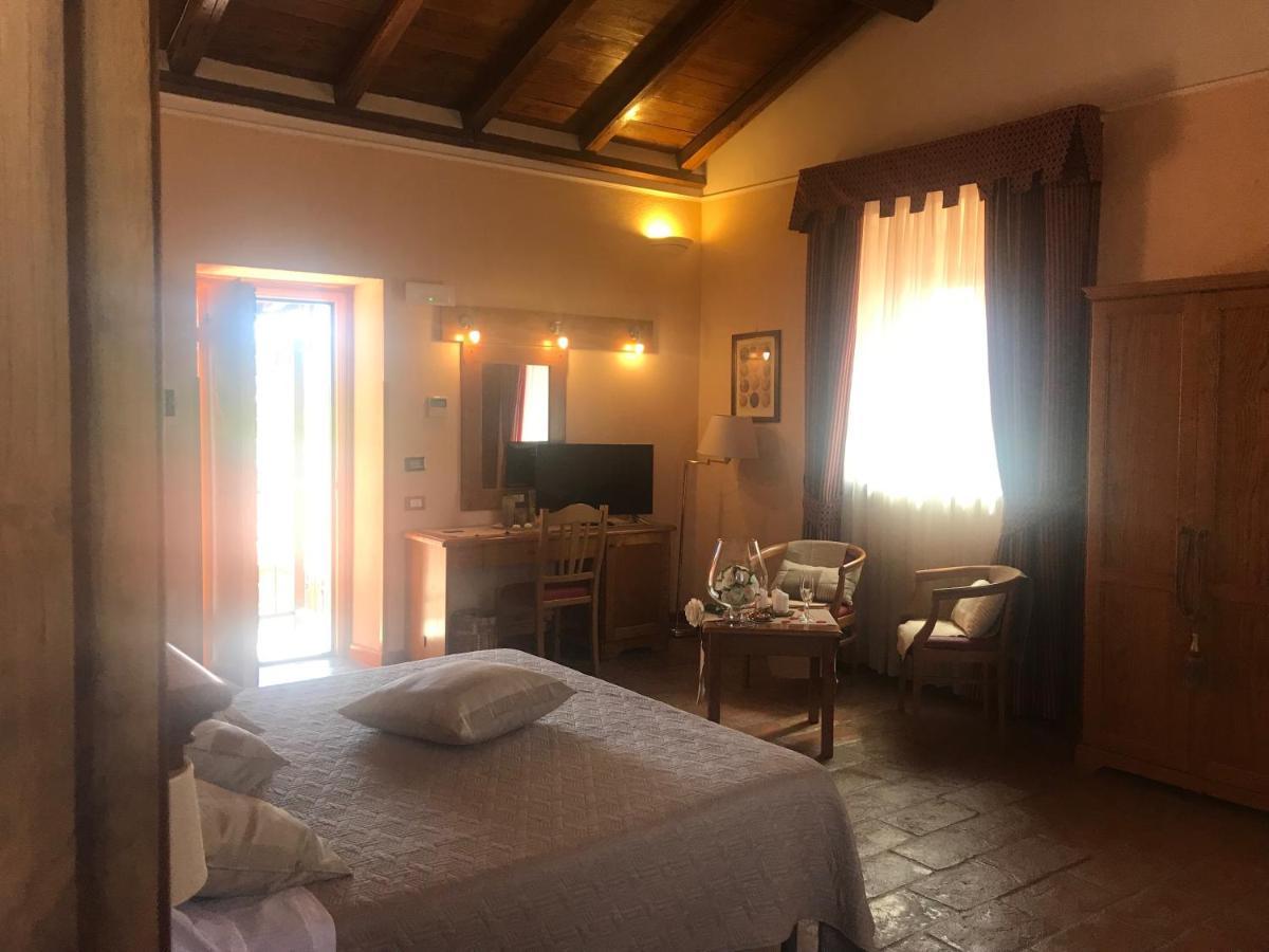 Casale Certosa Hotel Pavona Ngoại thất bức ảnh